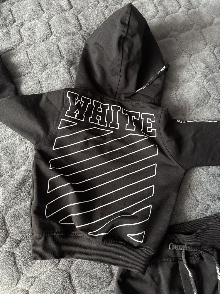 Спортивний костюм 92р off-white