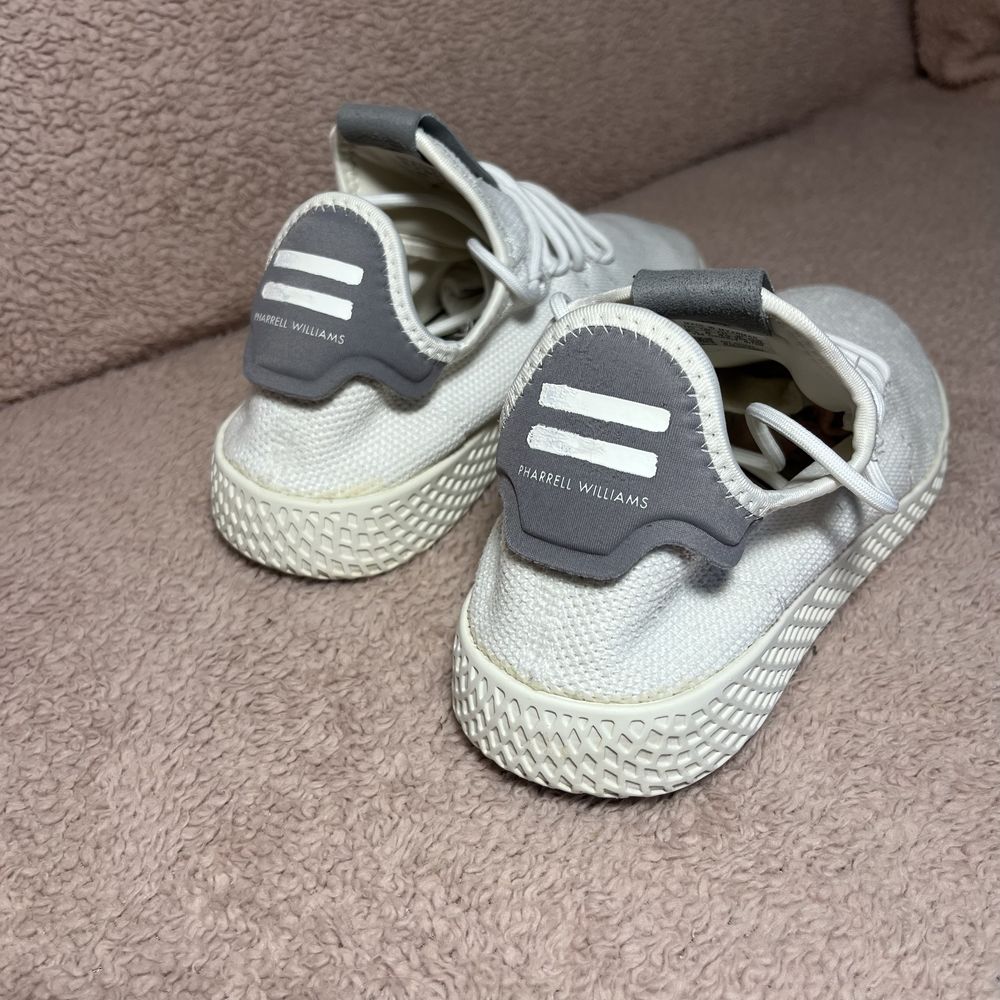 Кросівки чоловічі adidas 27,5 см