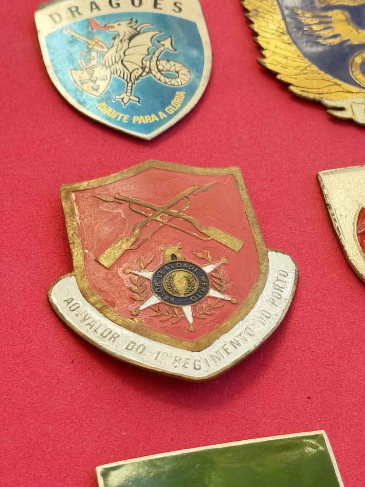 Crachás Militares