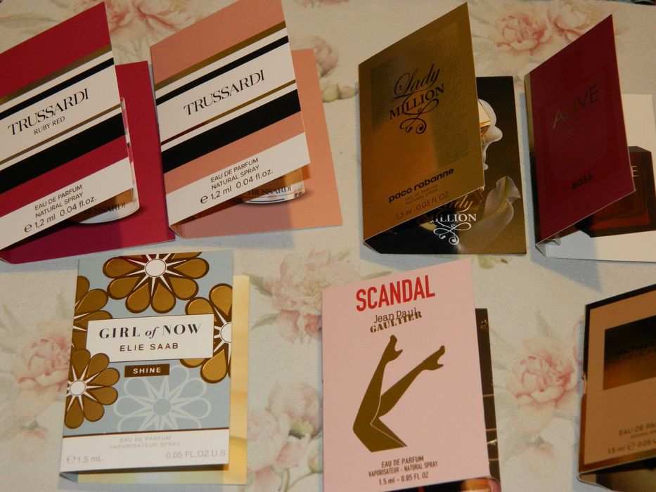 Лот набір мініатюр люксових ароматів жіночих