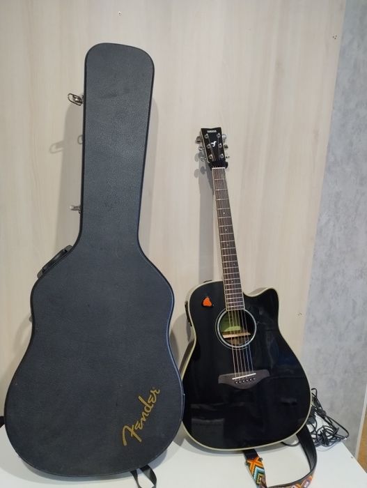Гітара Yamaha FGX830C