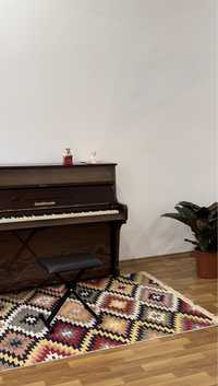 Оренда студії з акустичним фортепіано погодинно