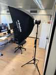 2x flash Profoto (pf) B10 + Interfit Cor 751 + pf Softbox 2x3' +  Adp