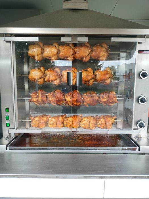 Przyczepa gastronomiczna do sprzedaży kurczaków z rożna