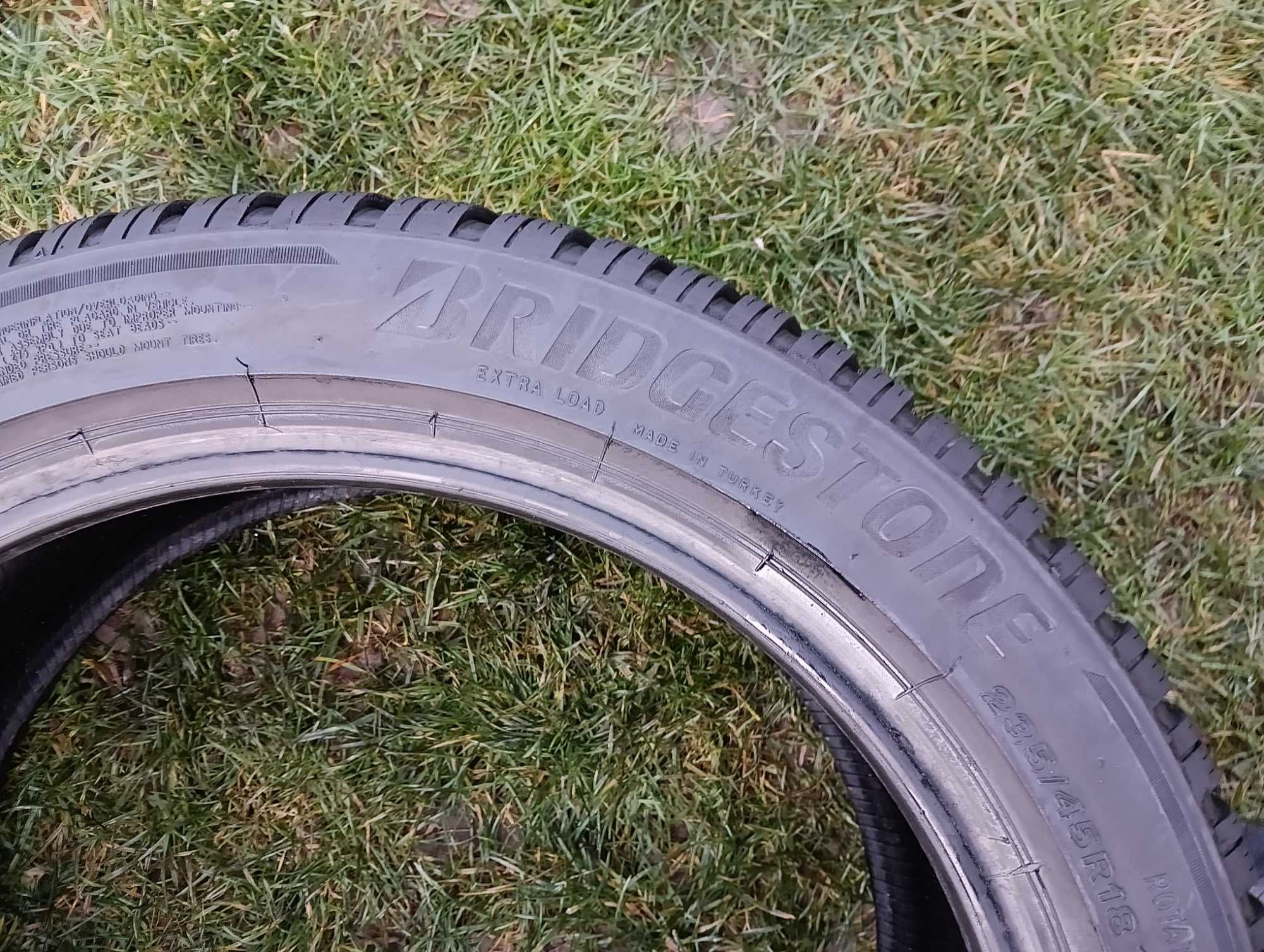 opona 235/45/18 Bridgestone Blizzalk Lm005 1 szt 6,5mm 2022