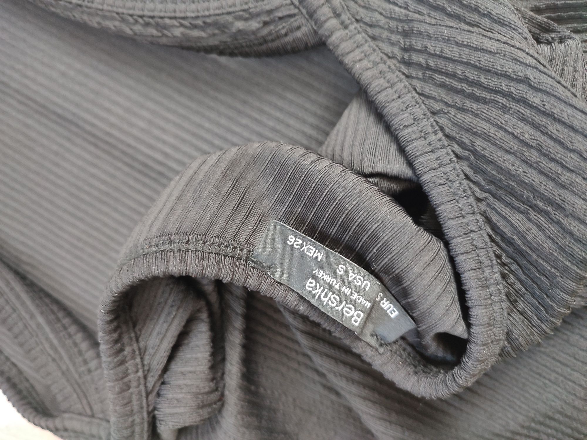 Сукня плаття в рубчик Bershka
