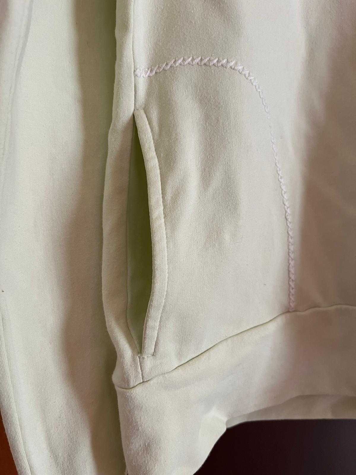 Camisola com capuz de senhora