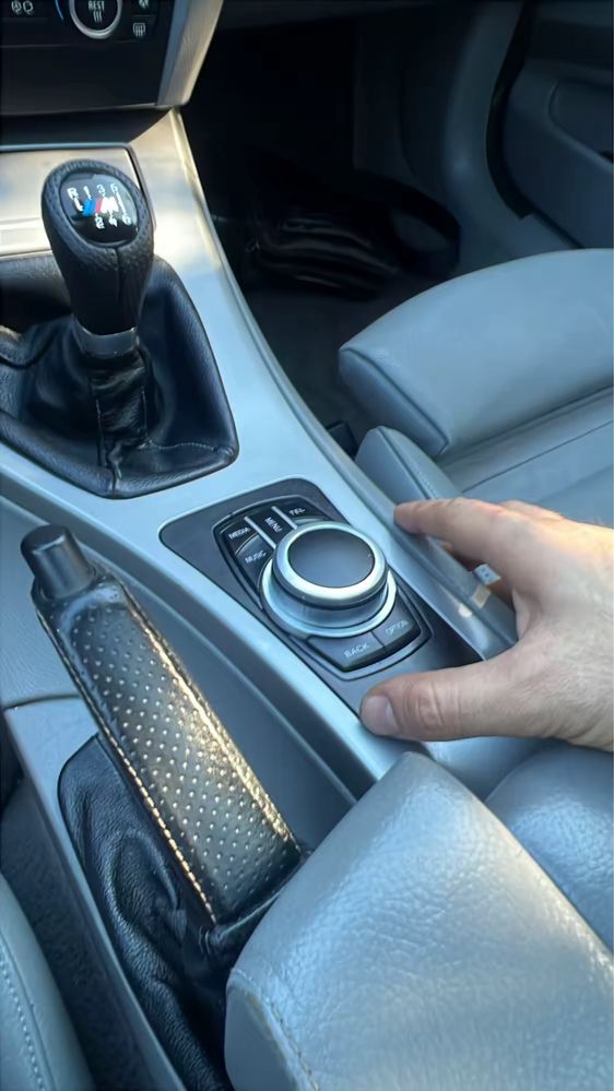 Штатна Android магнітола BMW е60 е61 e63 e64 e90 e91 e92 e93 Carplay