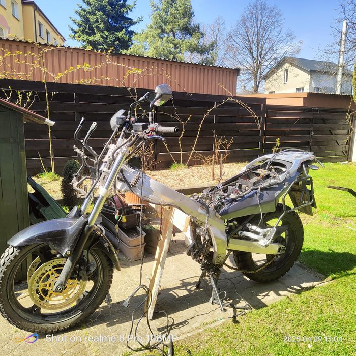 Suzuki DL1000 felga opony pompa hamulcowa sprzęgła komputer zacisk pom