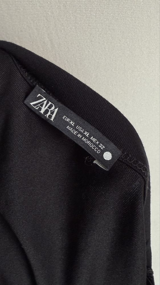 Czarny tshirt Zara
