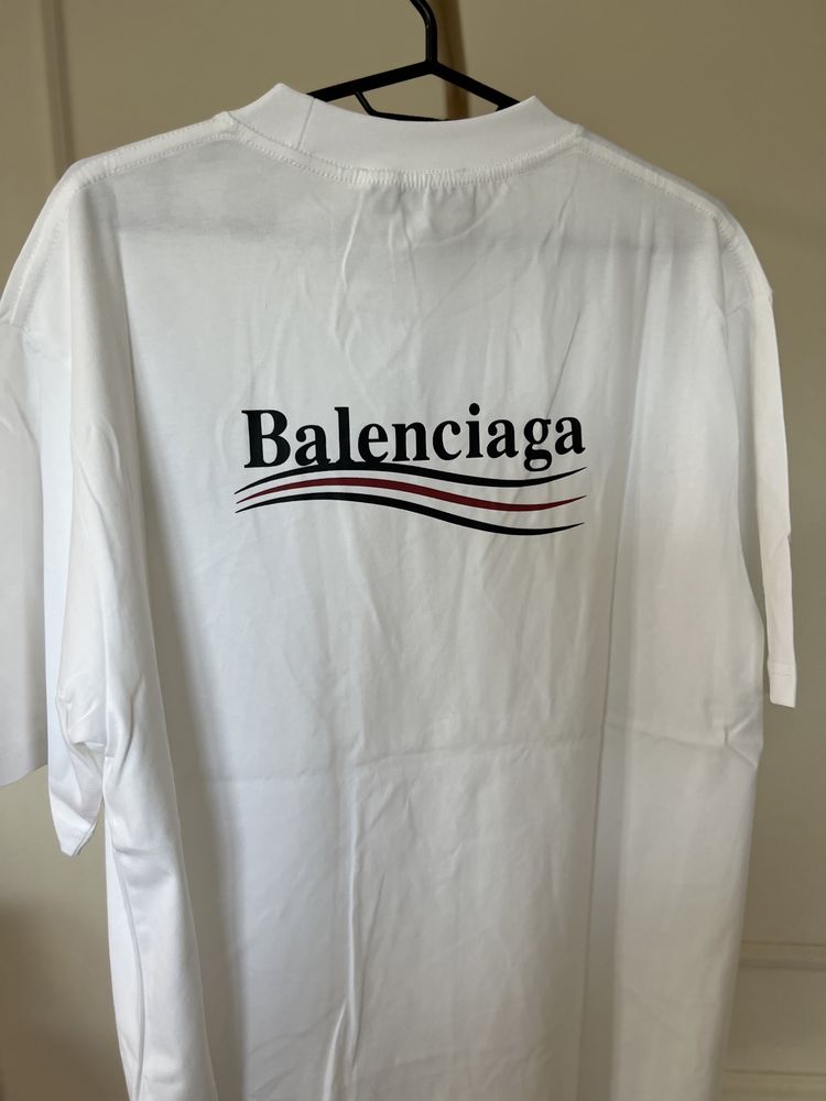 Футболка Balenciaga футболки