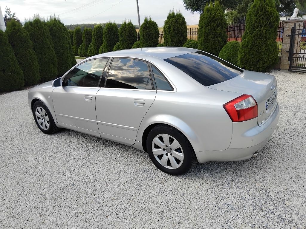 Ładne AUDI A4B6*2.0+GAZ(Sekwencja)*Bez RDZY*SEDAN*Wyposażony*AUTOMAT