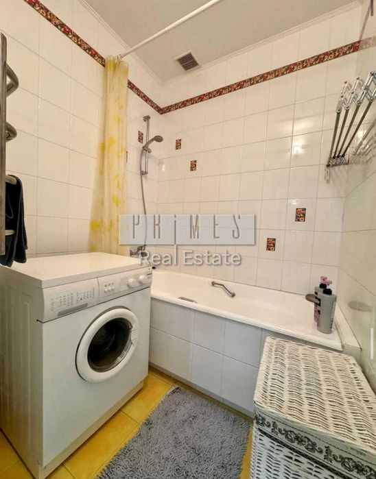 Продаж 2к квартири, вул. Хмельницького Богдана, 84, Центр