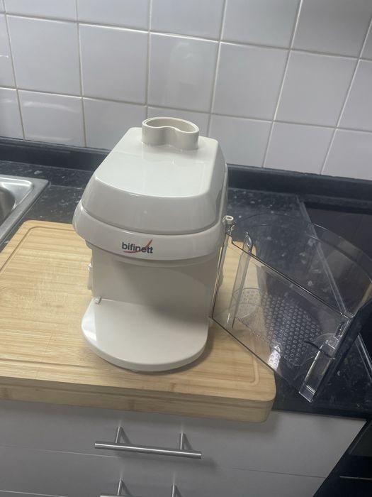 Máquina de sumos / Espremedor