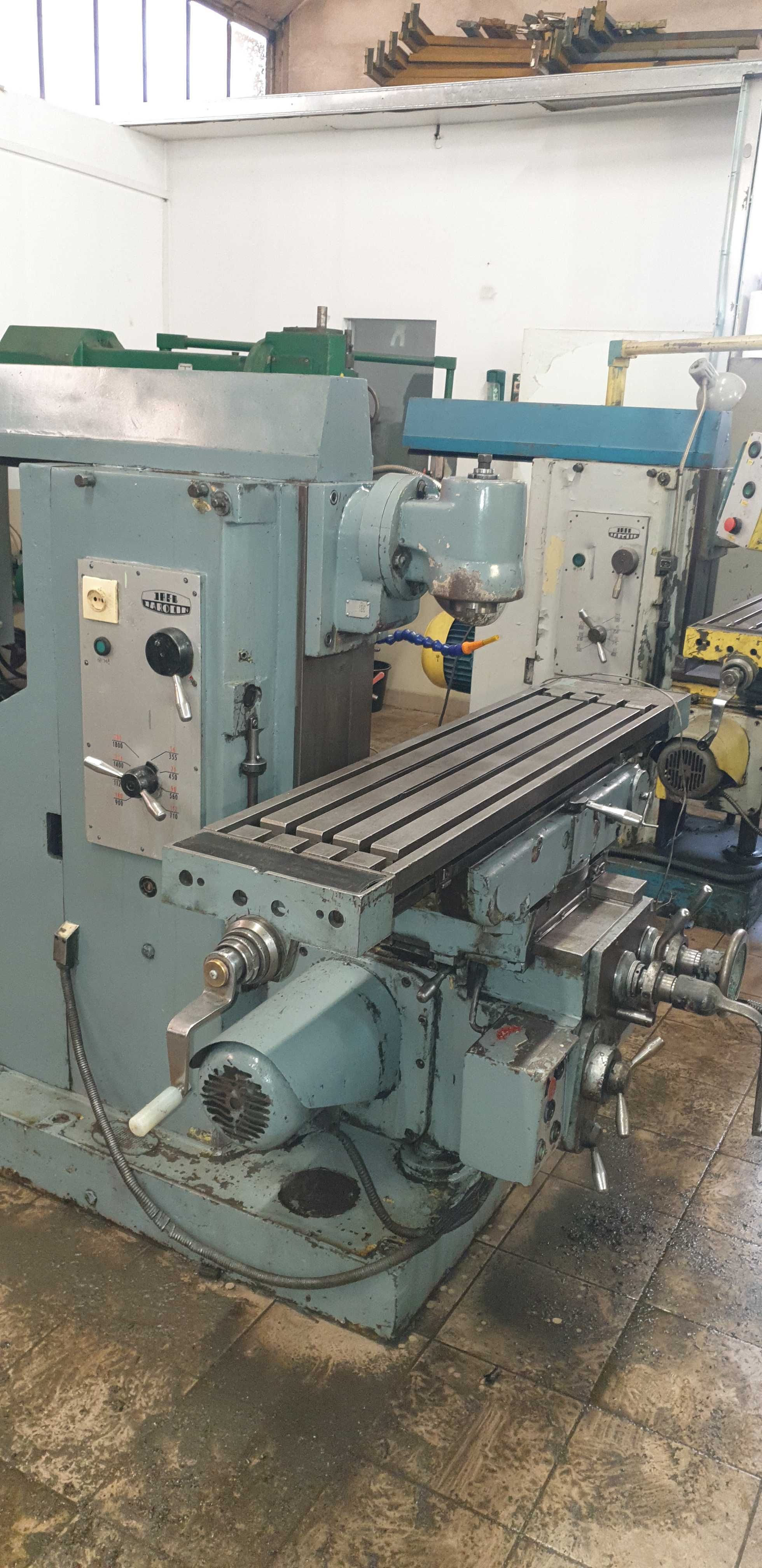Frezarka uniwersalna Fwd 32 Jarocin