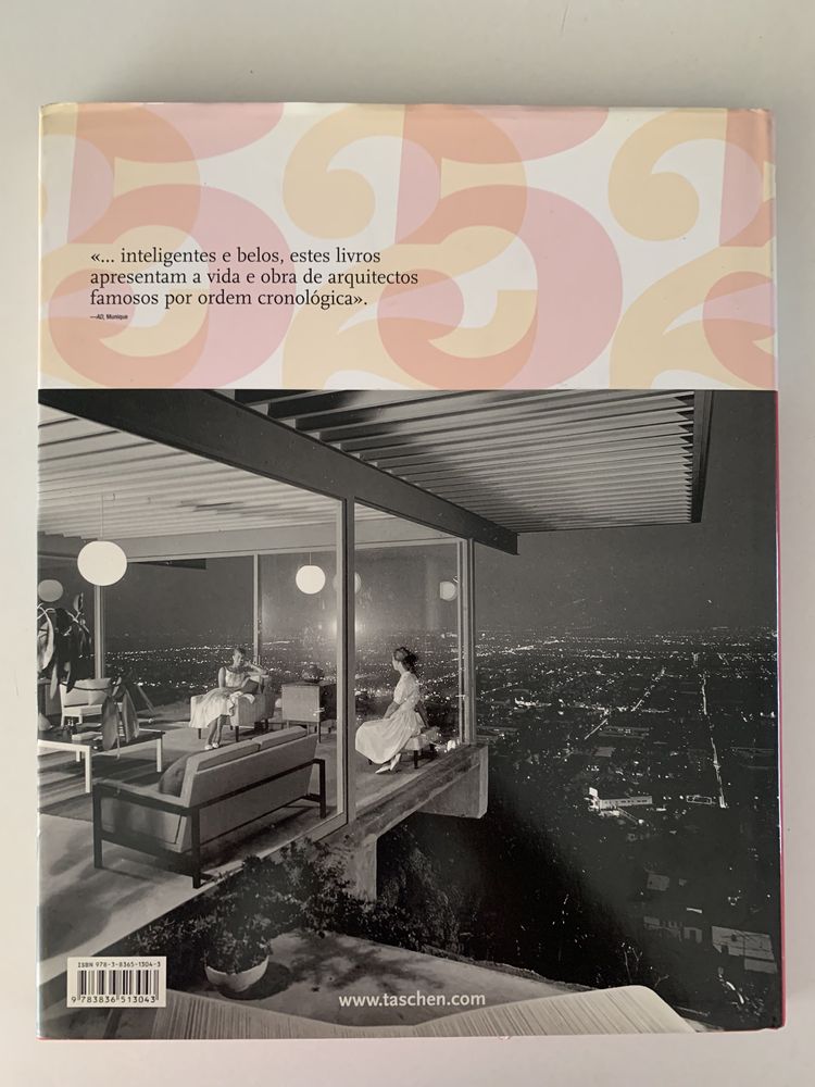 Livro de arquitetura “Case Study Houses” da Taschen