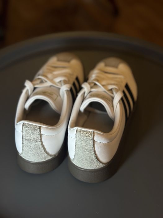 Кросівки adidas, оригінал