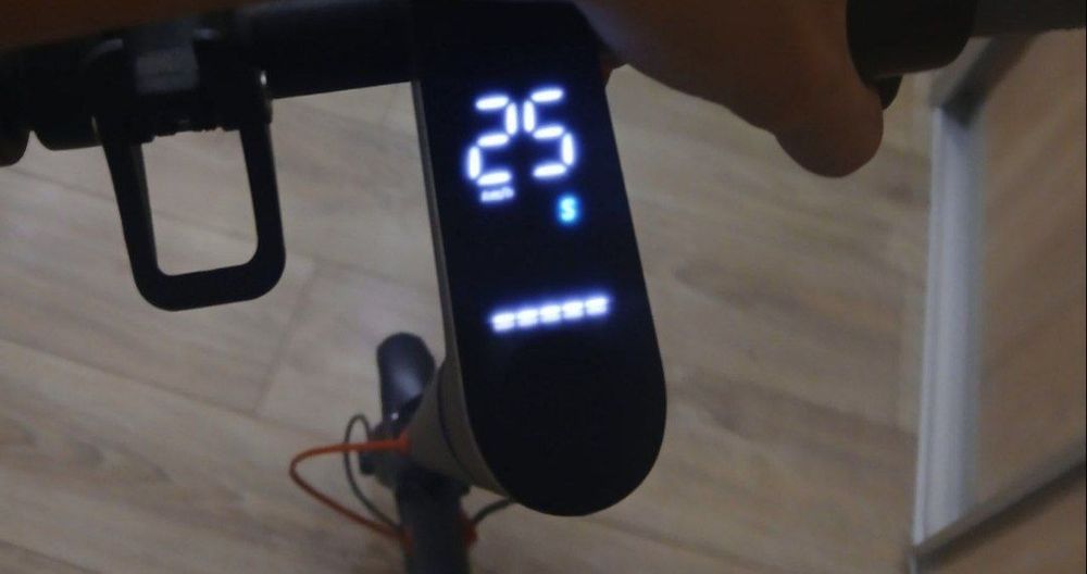 Електросамокат Electric scooter m 365 black E Scooter pro