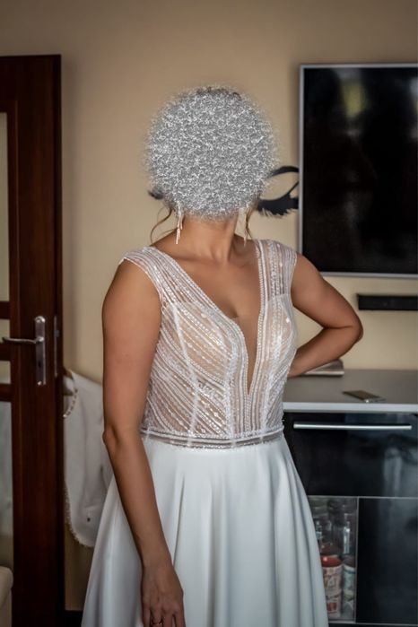 Damska suknia ślubna