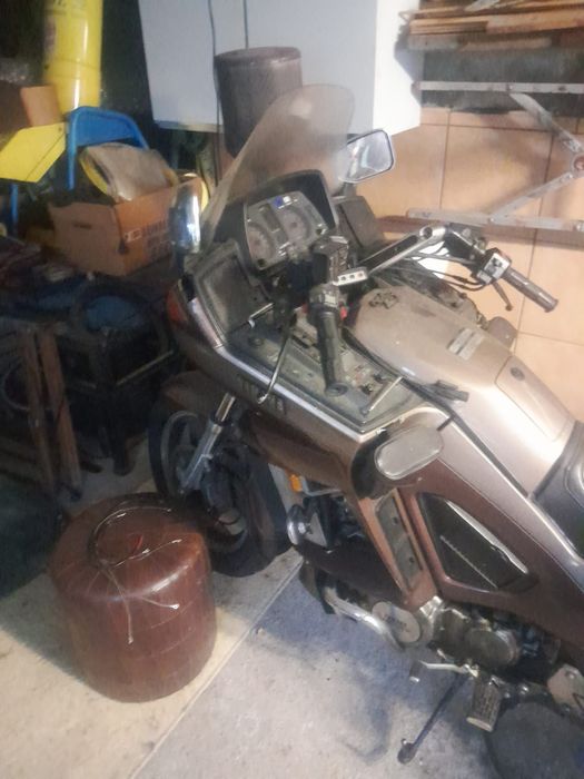 Motocykl Yamacha Venture Ropala 1300 z 1987r
