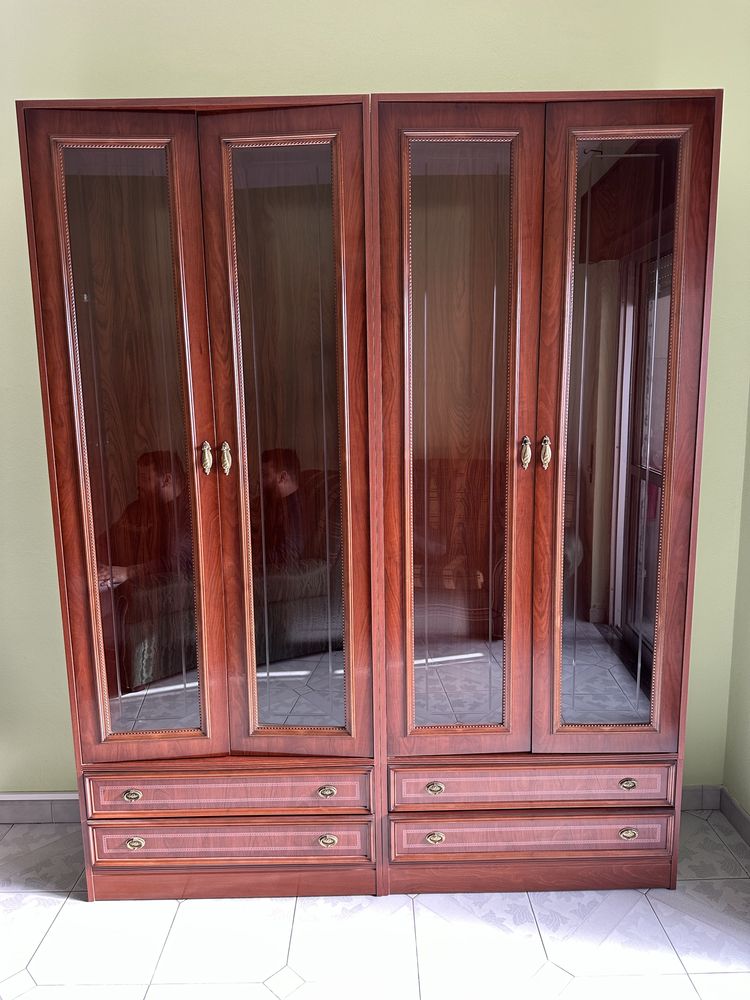 Movel sala em boas condicoes