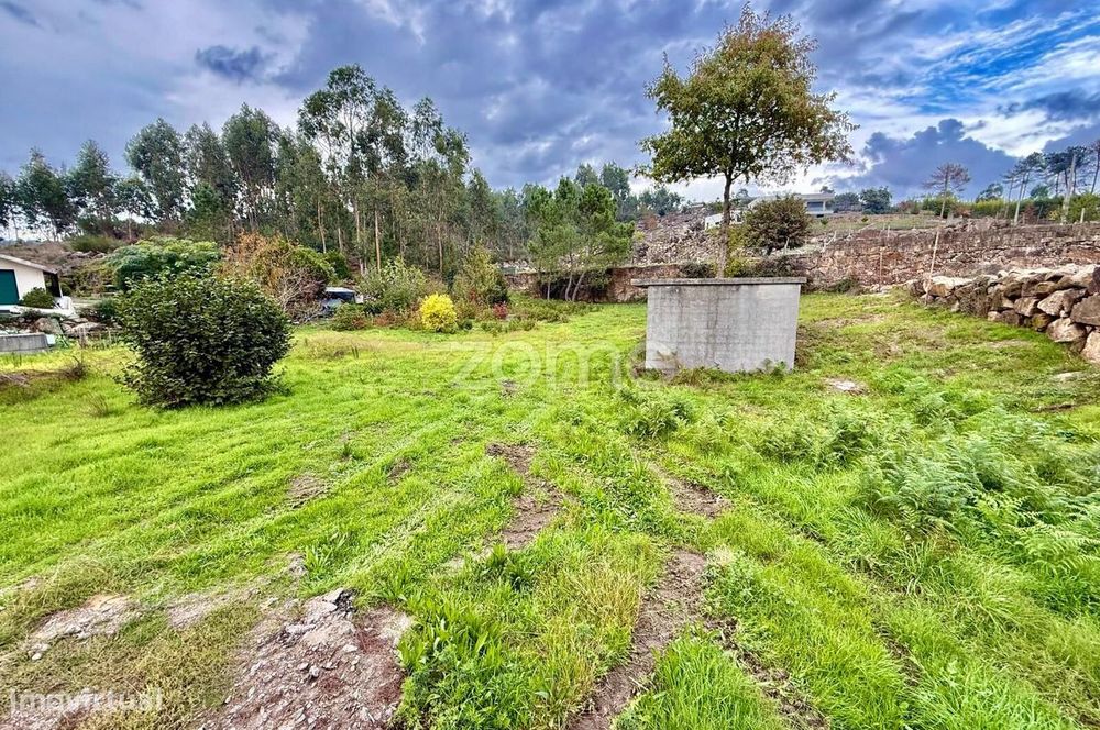 Terreno para construção em Eiriz - Paços de Ferreira