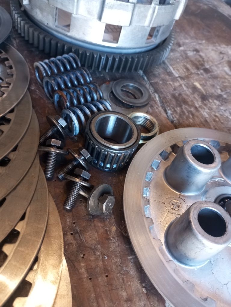 Sprzęgło kosz sprzęgłowy część Kawasaki Vulcan VN 750 85 - 06r nr1.171