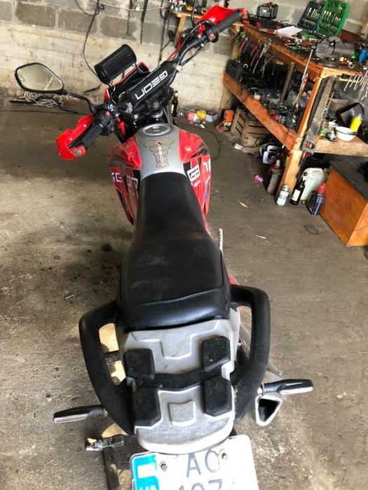 Продаєть моторка