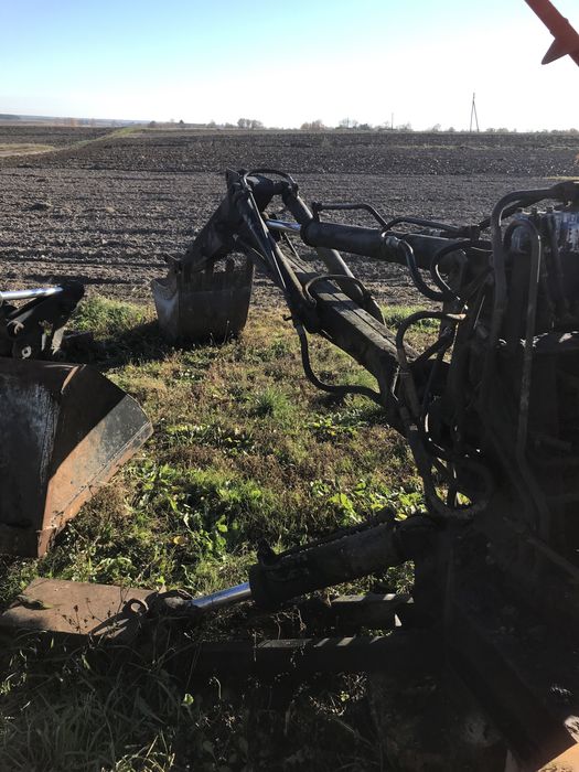 Продам навантажувач