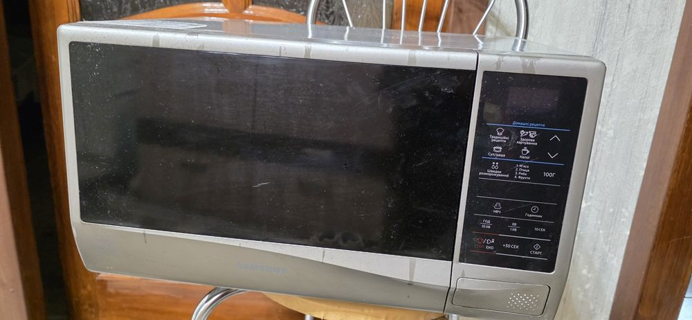 Мікрохвильова піч Samsung