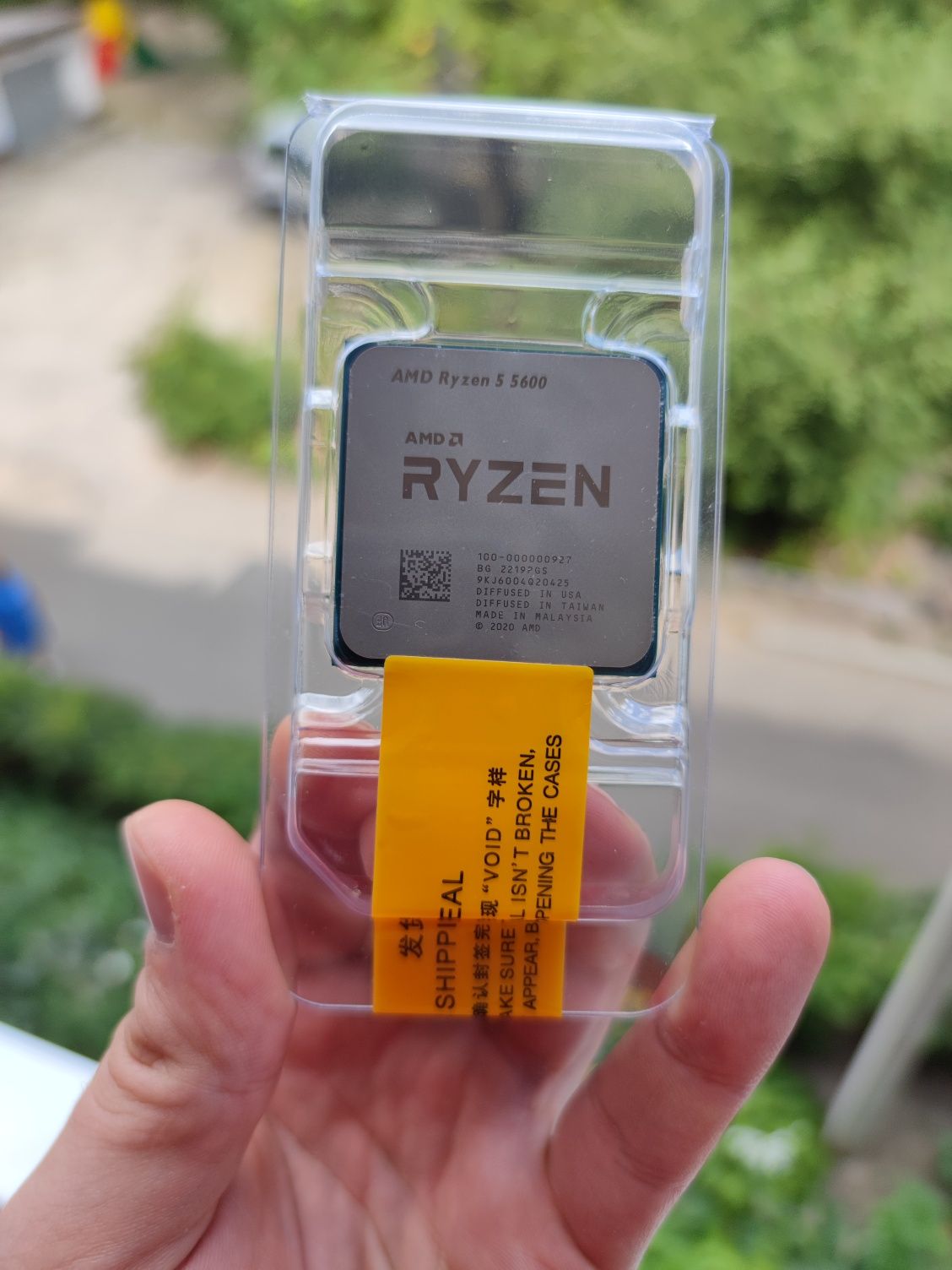 Процесор AMD Ryzen 5600 новий