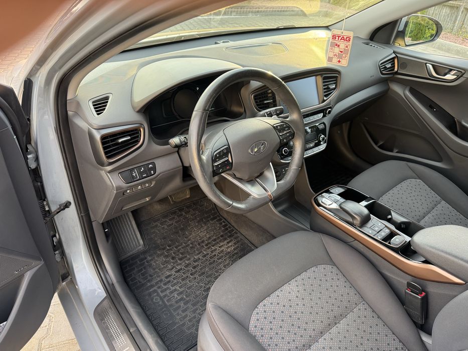 Hyundai Ioniq premium