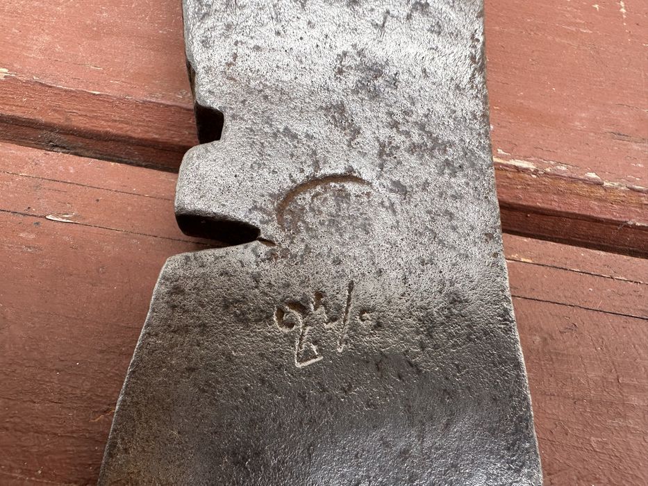 Stara ciekawa sygnowana kuta siekiera oldschool