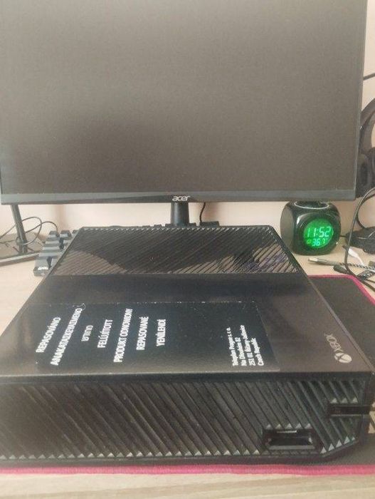 Sprzedam Xbox one+ kontlorel + Kinekt