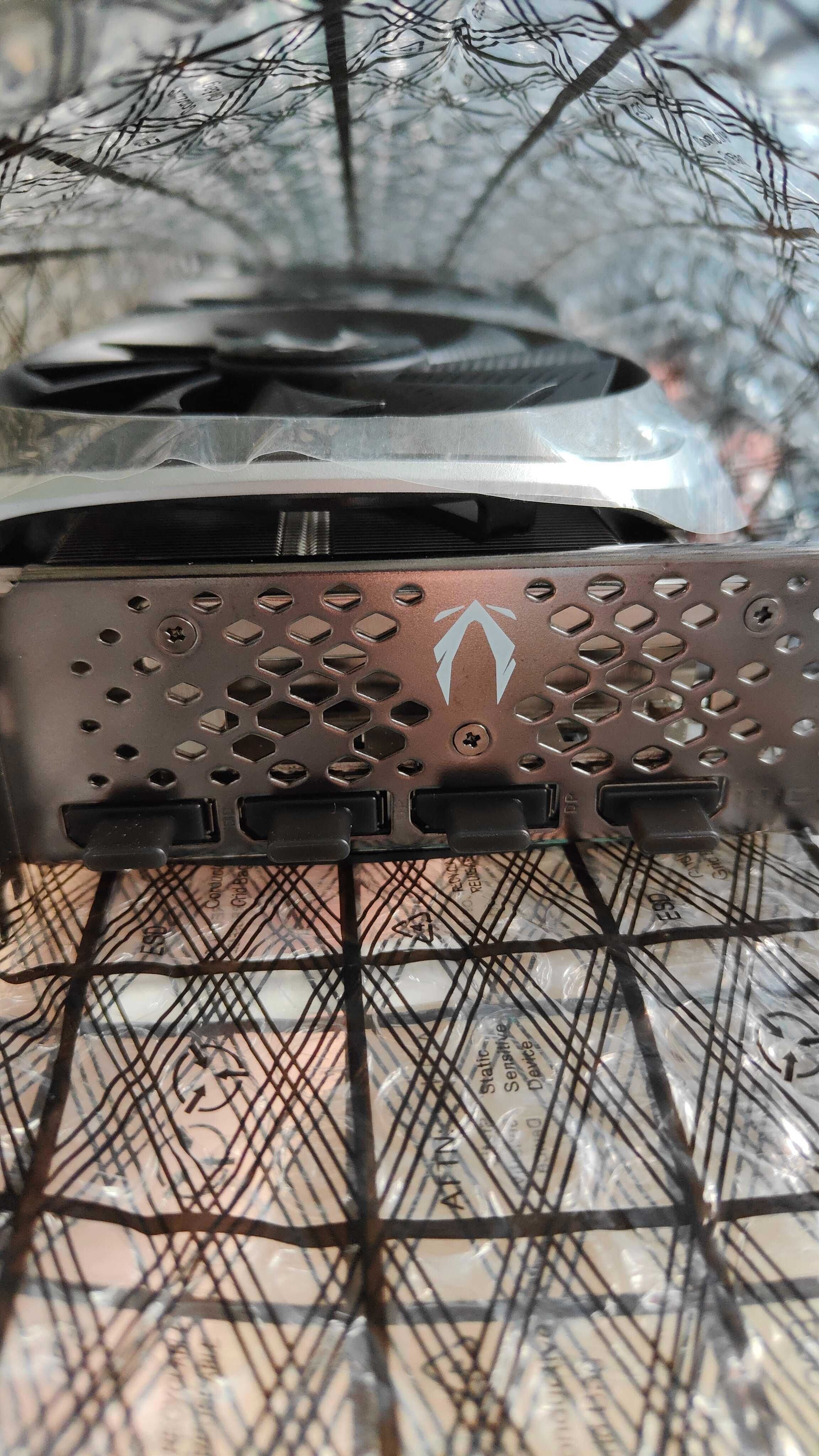 Karta graficzna ZOTAC GAMING GeForce RTX 4070 TI Trinity BULK
