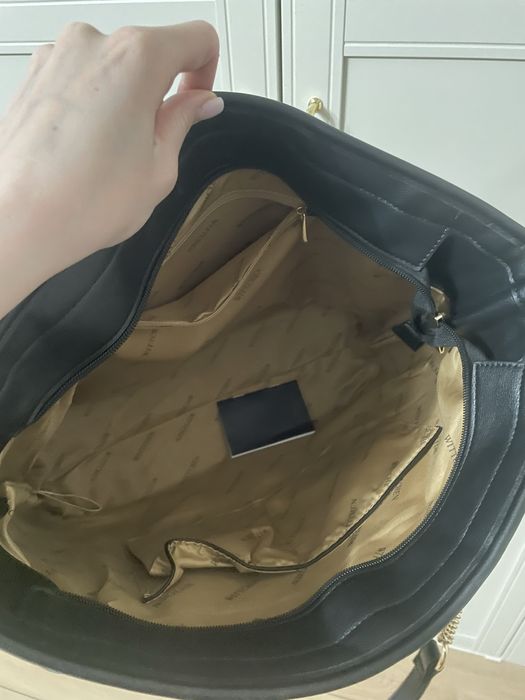 Torebka shopper z pikowanej ekoskóry z ozdobnym łańcuszkiem Wittchen