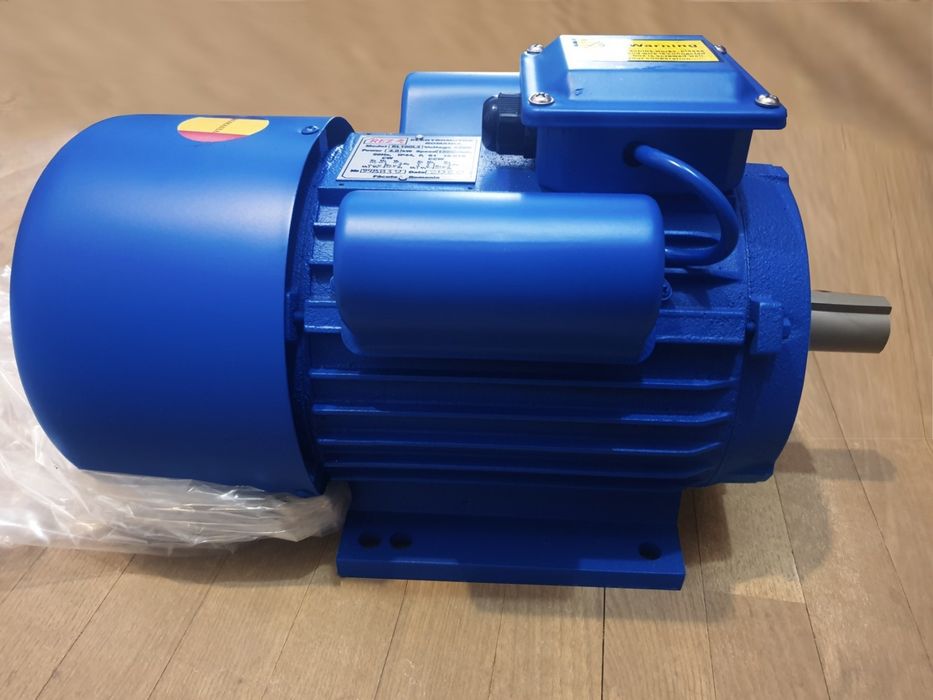 Електродвигун однофазний 220в, мотор, двигун, электродвигатель,