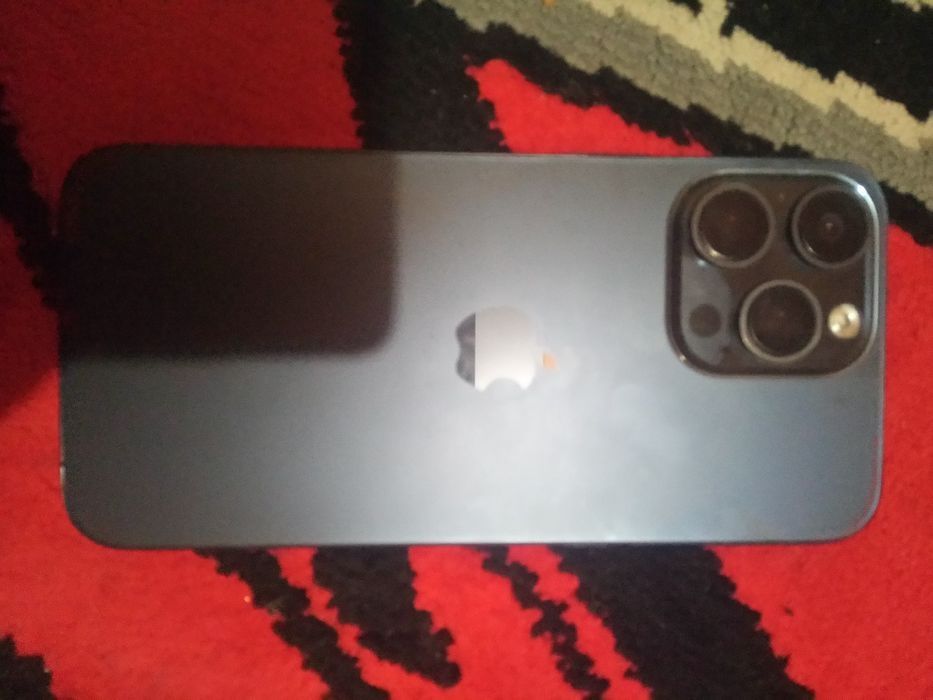 iPhone 15 pro maks