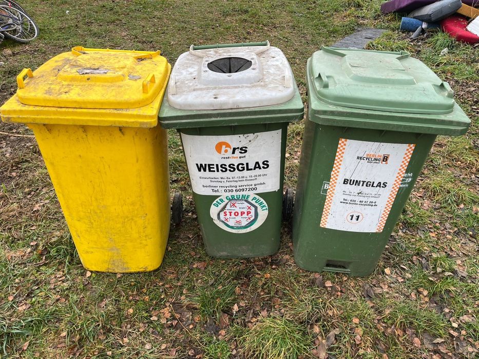 Używane pojemniki na śmieci 240l