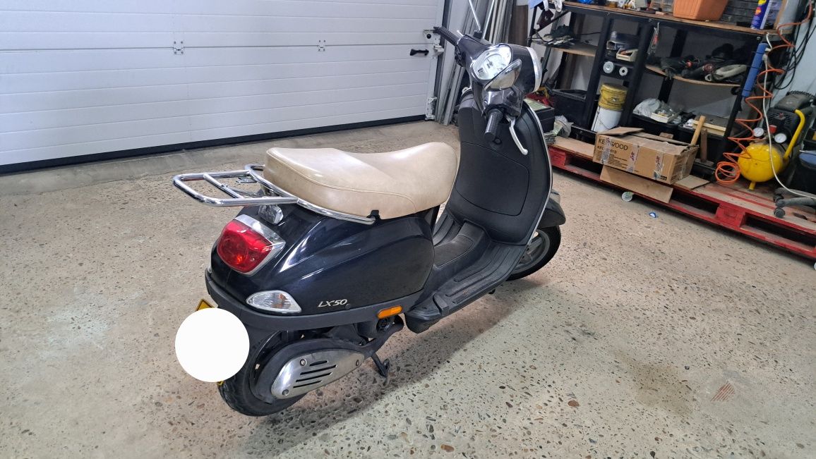 Vende-se Vespa 50