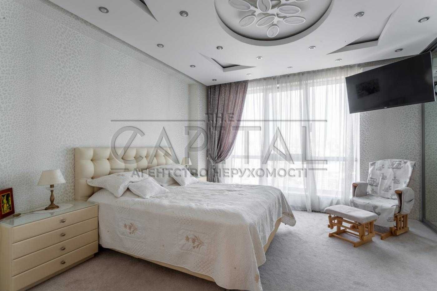 Продаж 4к квартири (пентхаус), пр-т Голосіївський, Голосієво