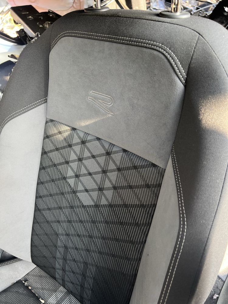 Volkswagen Taigo karoseria elementy