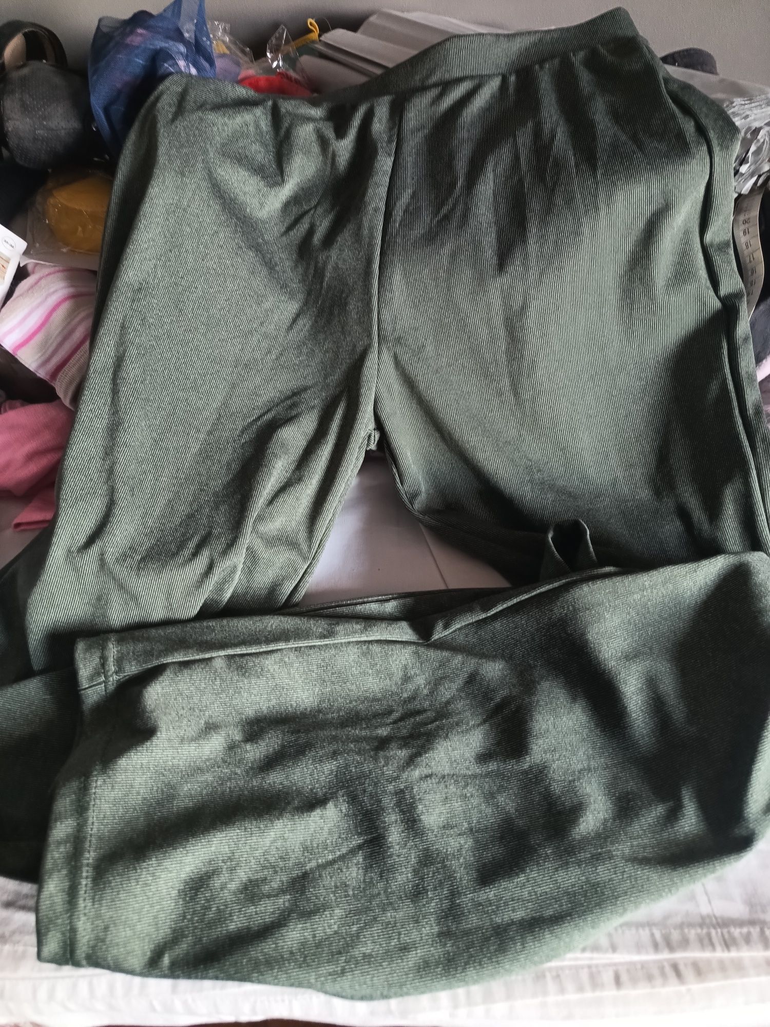 Leginsy damskie nowe