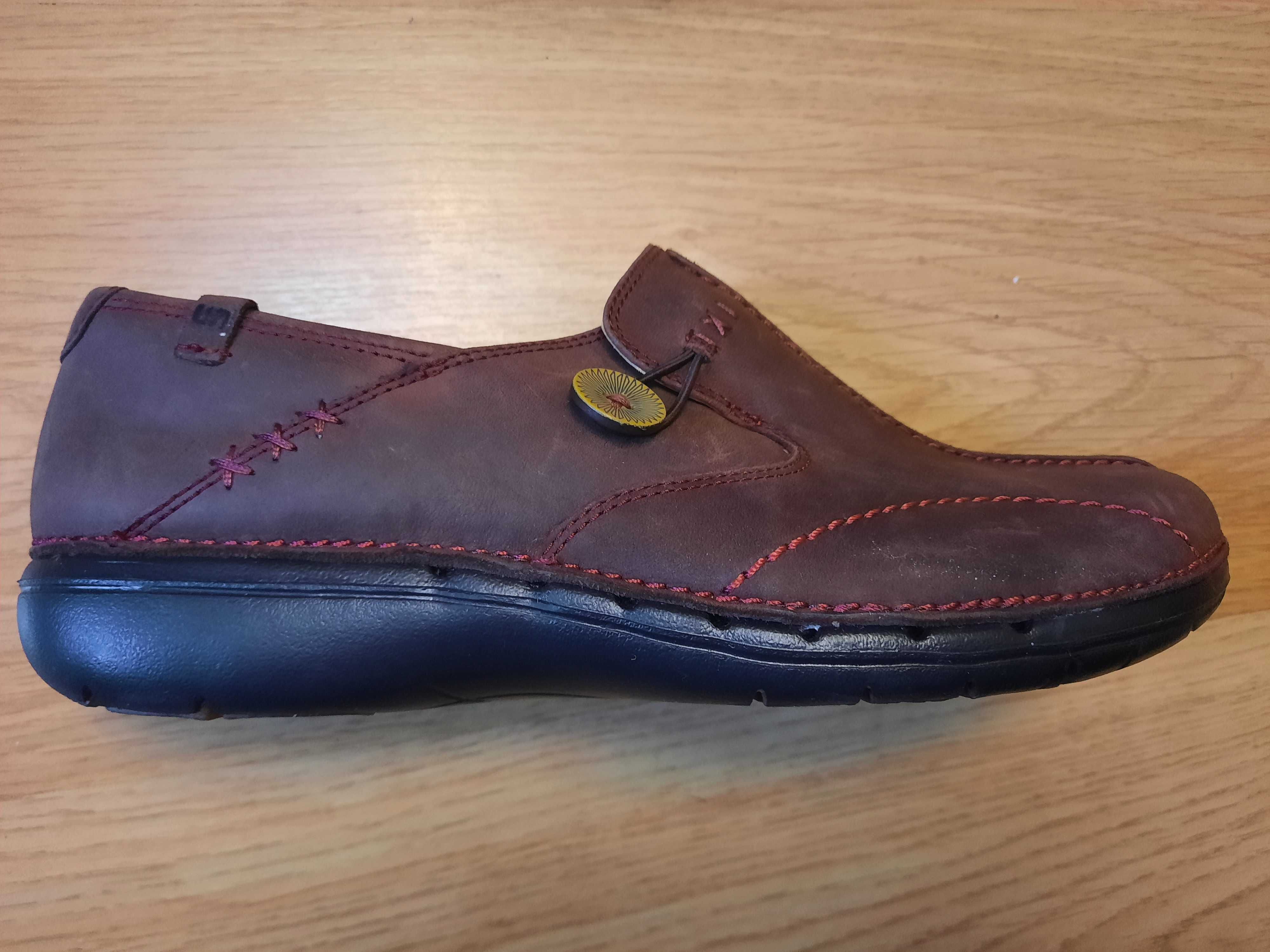 Женские новые кожаные туфли Clarks 39 p.