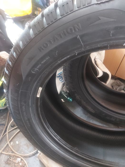 Opony wielosezonowe 225/50 R17 Biznikowane Nowe..2 sztuki..i