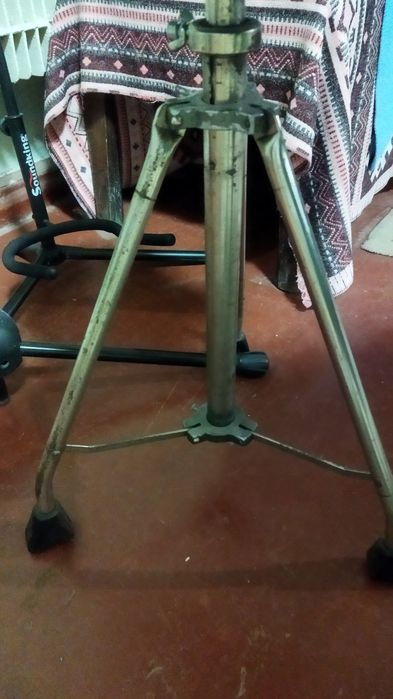 Стілець для барабанщика Amati