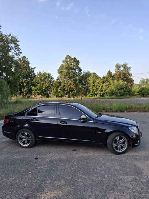 Продам Mercedes Benz C-Class 2008року