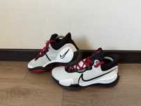 Кросівки Nike Renew 42 розмір