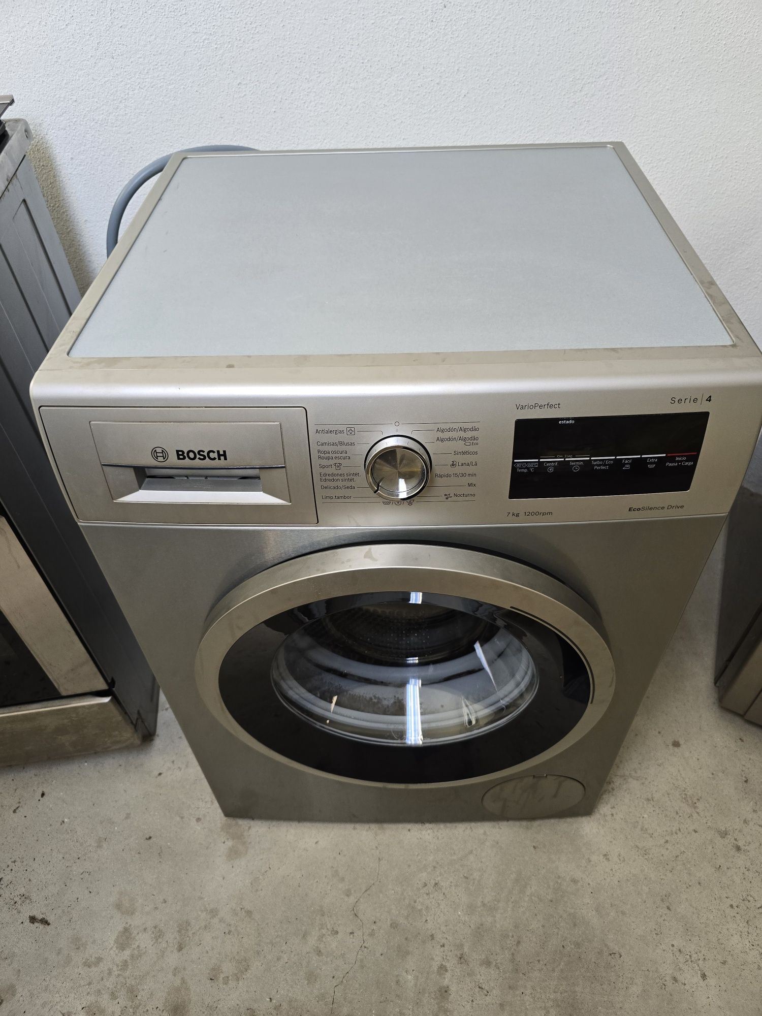 Maquina de Lavar Roupa Bosch Serie 4 - Silver Inox