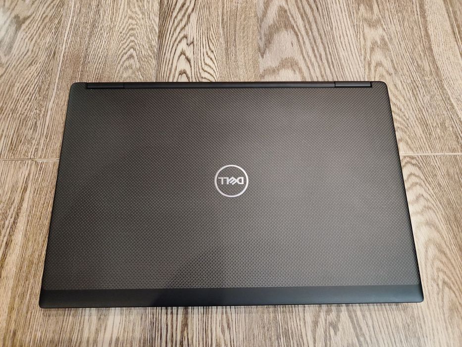 Dell Precision 7730 Xeon p4200